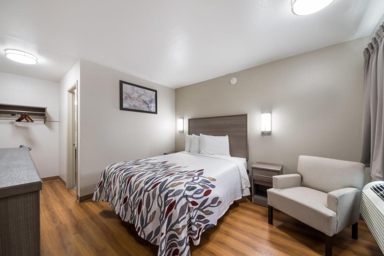 Red Roof Inn San Antonio E - Frost Bank Center Ngoại thất bức ảnh