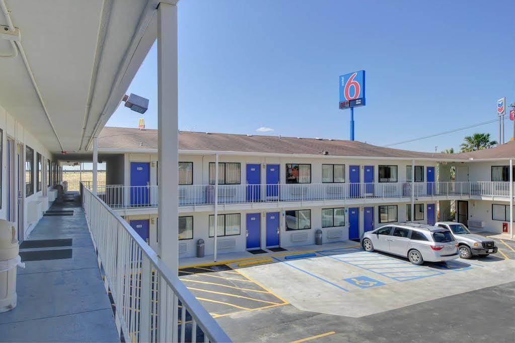 Red Roof Inn San Antonio E - Frost Bank Center Ngoại thất bức ảnh